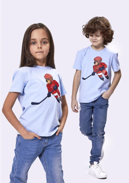 Купить футболка детская «медведь-хоккеист» голубой в интернет-магазине ArmRus по выгодной цене. - изображение 2