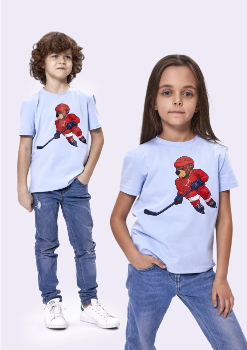 Купить футболка детская «медведь-хоккеист» голубой в интернет-магазине ArmRus по выгодной цене. - изображение 1