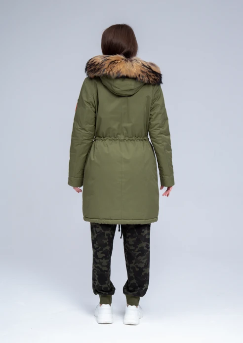 Купить куртка утепленная женская (натуральный мех енота) хаки в Москве с доставкой по РФ - изображение 21