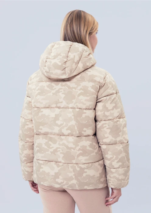 Купить куртка зимняя женская «родина в сердце» бежевый камуфляж в Москве с доставкой по РФ - изображение 2