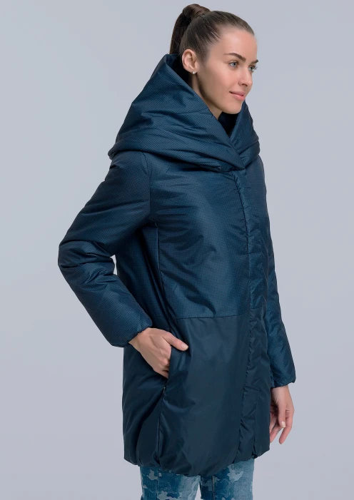 Купить пальто женское с объемным капюшоном в Москве с доставкой по РФ - изображение 3