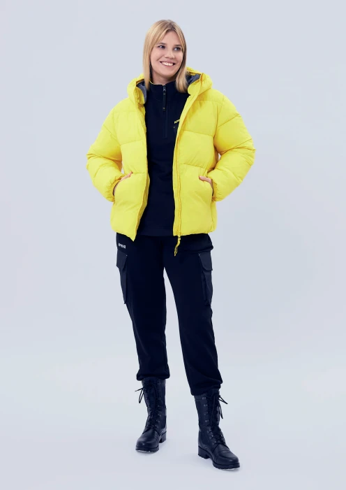 Купить куртка зимняя женская «родина в сердце» желтая в Москве с доставкой по РФ - изображение 6