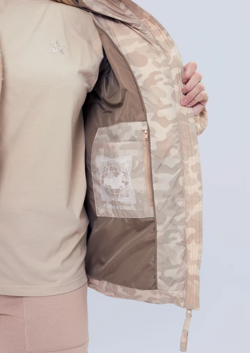 Купить куртка зимняя женская «родина в сердце» бежевый камуфляж в Москве с доставкой по РФ - изображение 5