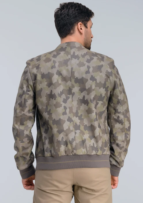 Купить куртка-бомбер кожаная с перфорацией в интернет-магазине ArmRus по выгодной цене. - изображение 2